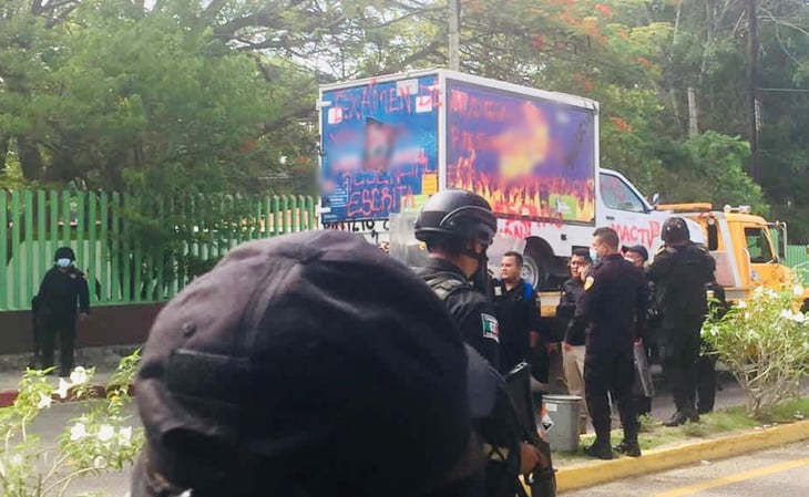 Con marcha piden liberar a 95 normalistas de Mactumatzá en Chiapas