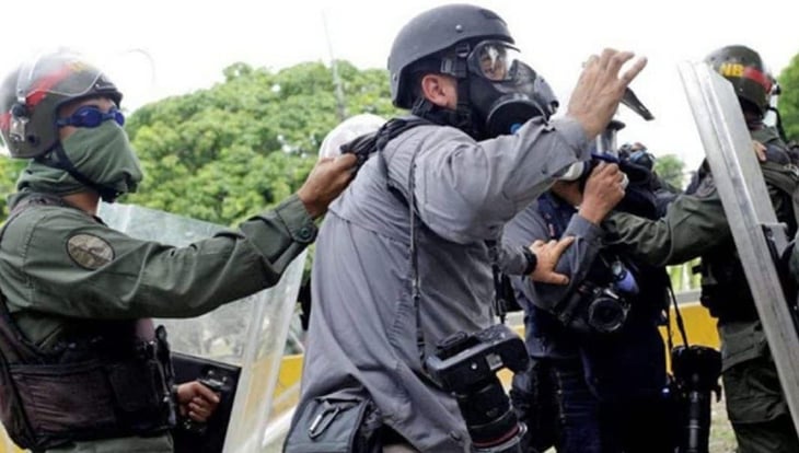Más de 1,700 agresiones a la prensa en el Gobierno de Moreno en Ecuador