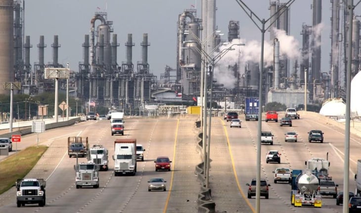 Compra Pemex refinería por  596 mdd en Houston, Texas
