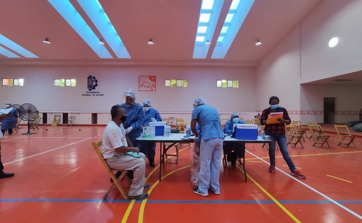 Abandonan 2 mil 500 dosis de vacuna CanSino en el Istmo de Oaxaca