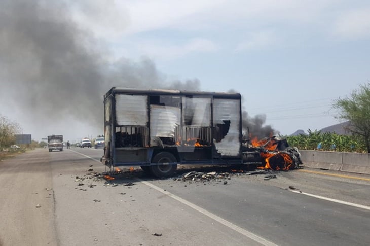 Se desata la violencia en ‘tierra caliente’, hay enfrentamientos, quema de vehículos y bloqueos