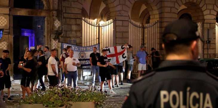 Piden vigilancia a quienes compartieron con hinchas británicos en Oporto