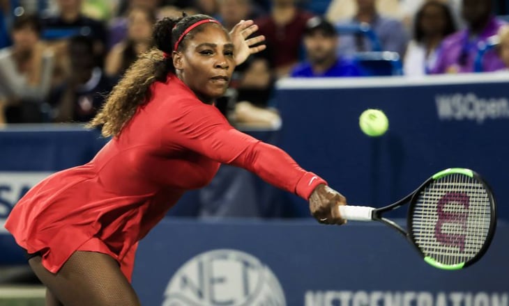 Serena Williams sufre más de lo previsto para acceder a la segunda ronda