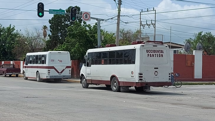 Sin placas 50 unidades del transporte urbano en la Región Centro 