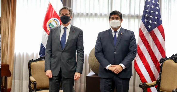 Presidente de Costa Rica celebra anuncio de donación de vacunas de EEUU