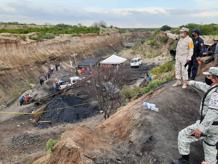 Continúan acciones para rescatar a los 7 mineros atrapados en Múzquiz
