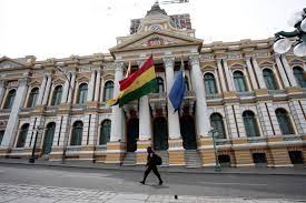 El Gobierno boliviano dice que autoridades locales tienen recursos para COVID-19