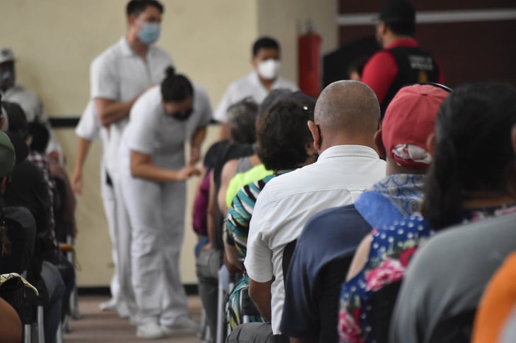 Aplicarán 6 mil vacunas antiCOVID-19 por día en Monclova; hoy iniciaron con segunda dosis