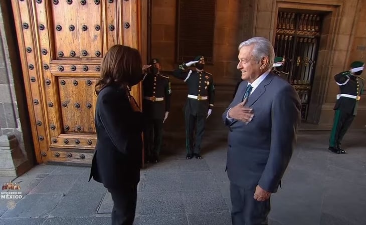 AMLO recibe en Palacio Nacional a Kamala Harris