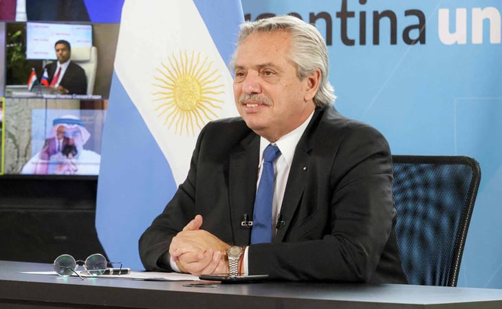 Presidente de Argentina se disculpas tras decir que 'mexicanos salieron de los indios'