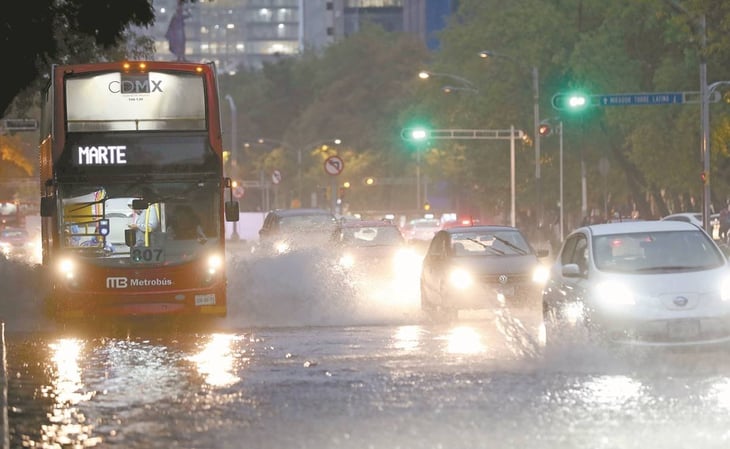 Reportan lluvia en al menos 10 alcaldías de la CDMX