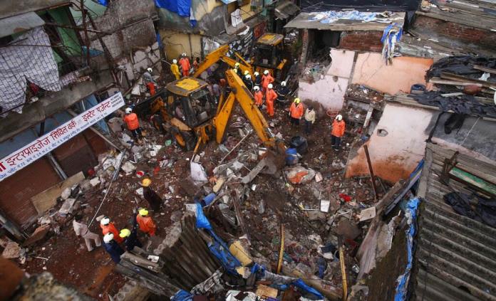 Edificio de Mumbai se derrumba; hay 11 muertos y 7 heridos