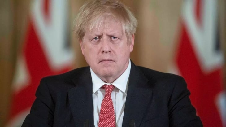 Johnson amenaza a la UE con nuevas acciones unilaterales en Irlanda del Norte