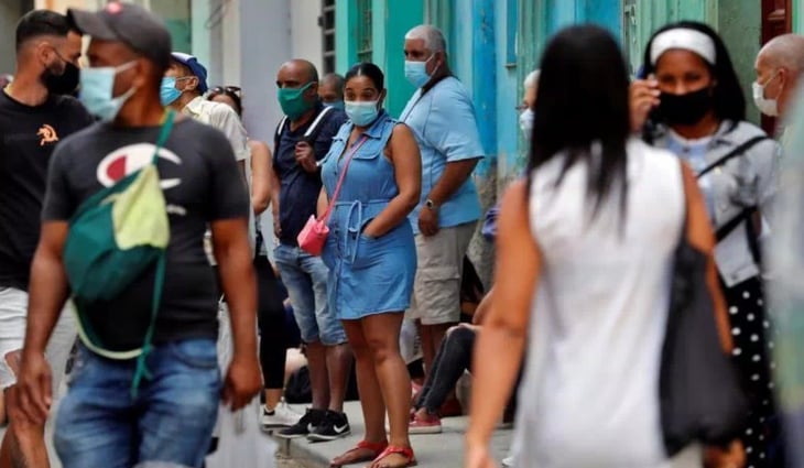 Cuba registra récord diario de 1.470 casos de COVID-19