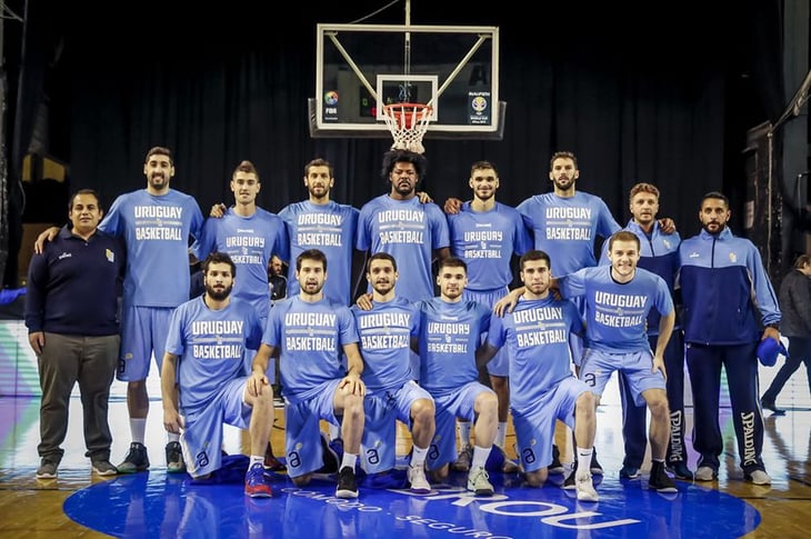 La selección uruguaya de baloncesto inició trabajo rumbo al Preolímpico