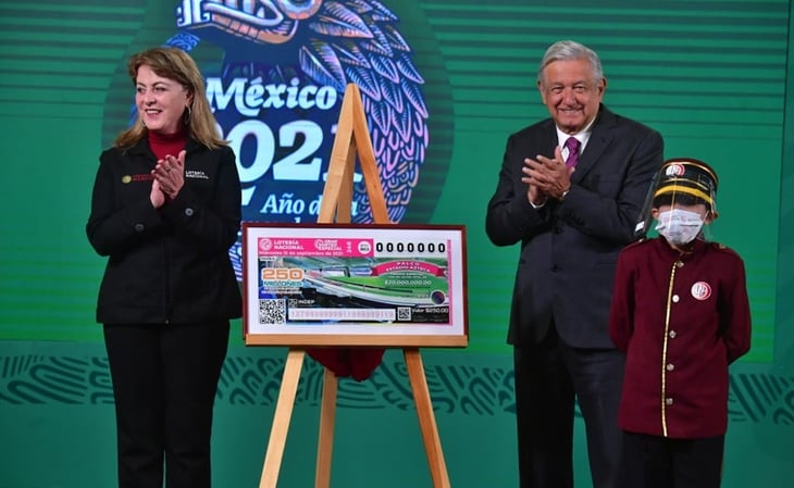 Palco en el Azteca para disfrute de funcionarios y amigos: Lotenal