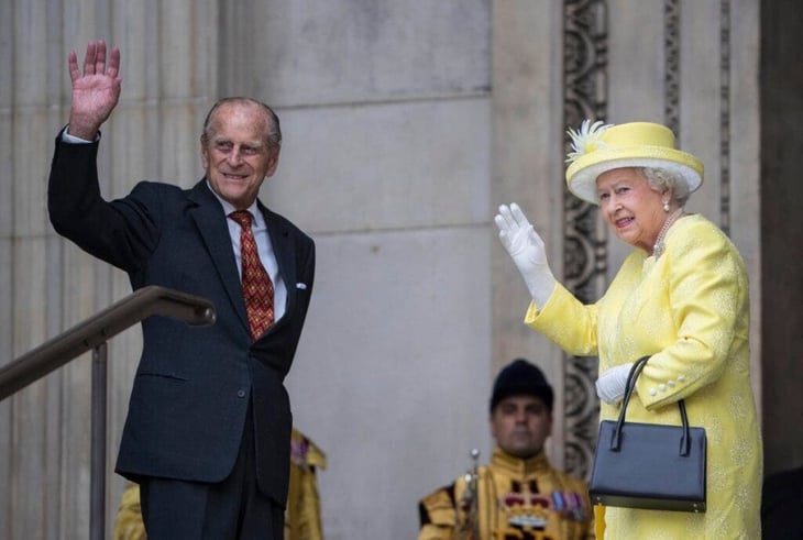 Isabel II ya no callará ante 'falsedades' de la familia real