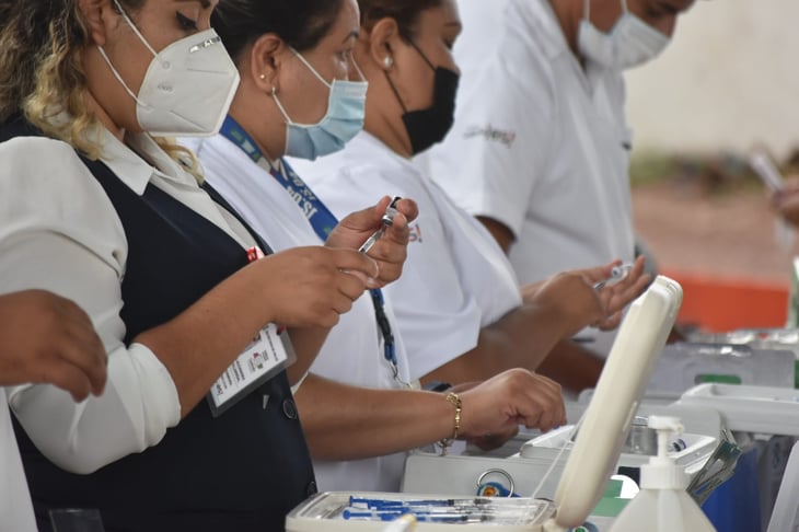 Siguen los de 30-39 años en vacunación antiCOVID-19 en Monclova; ya se abrió registro