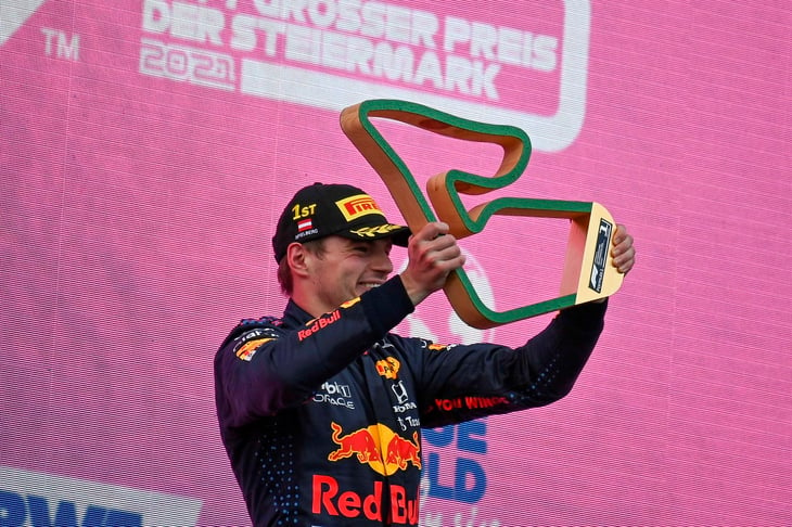Verstappen gana el Gran Premio de Fórmula 1 de Estiria; 'Checo' Pérez termina en cuarto