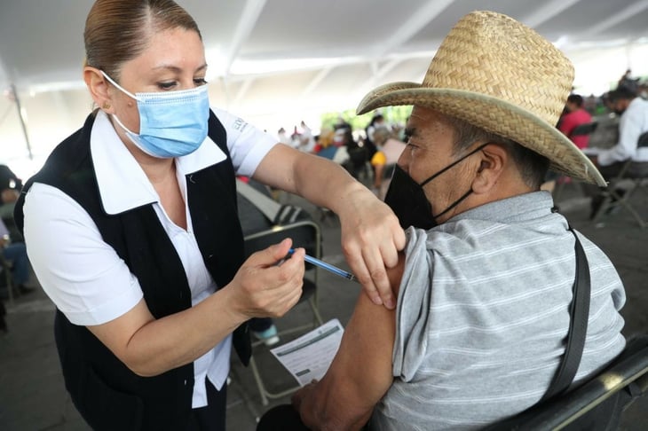 Suman casi 400 mil personas vacunadas en Nezahualcóyotl