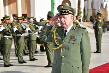 Argelia advierte a Libia ante el despliegue militar en la frontera común