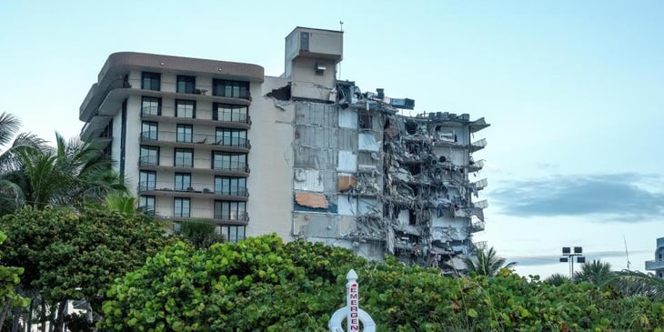 Edificio de Miami se iluminará mientras haya desaparecidos de derrumbe