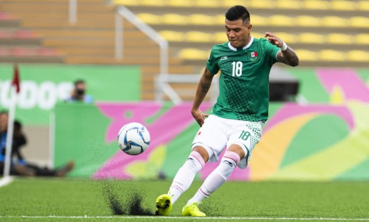 El defensa Brayton Vázquez queda fuera de la selección olímpica de México