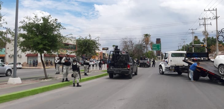 Reportan a conductor armado en Monclova