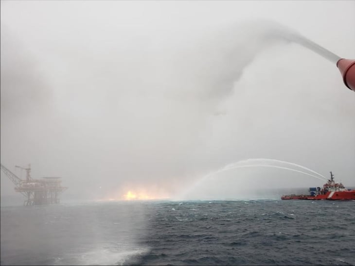 Incendio en el Golfo de México pone en duda el modelo energético de Pemex