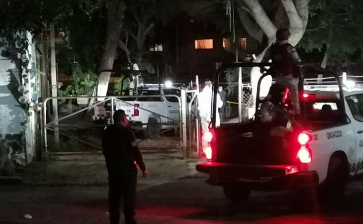 Grupo armado asesina a 4 hombres en campo de fútbol de Cuernavaca