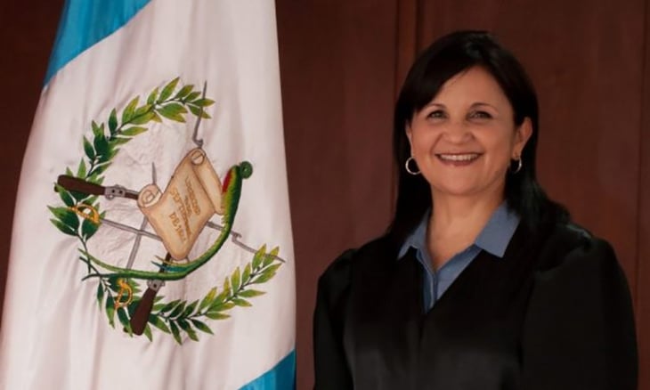 ONG exigen a Congreso de Guatemala juramentar a magistrada del Constitucional