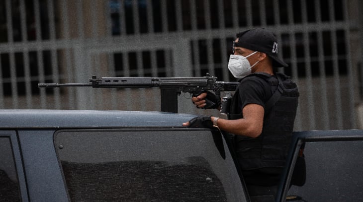 Mueren 4 policías y 22 delincuentes 'neutralizados' en tiroteos de Caracas