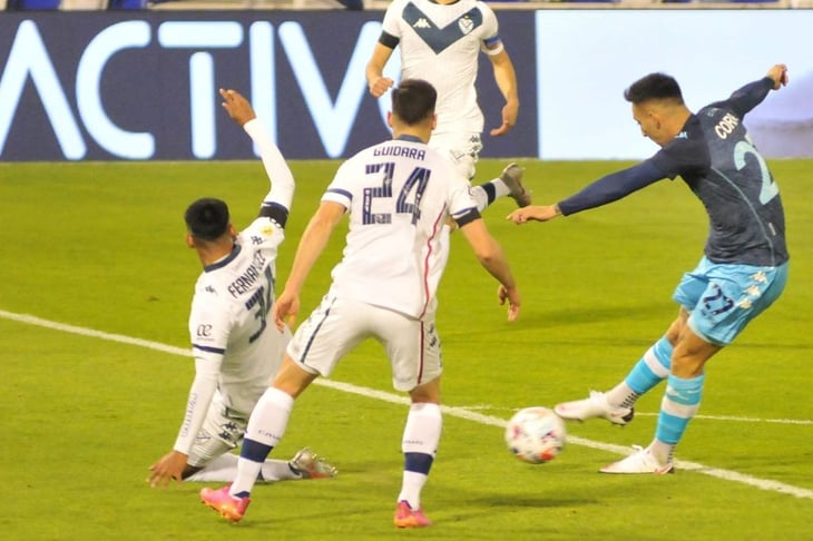 Vélez y Racing empatan, mientras que Lanús golea al Atlético Tucumán