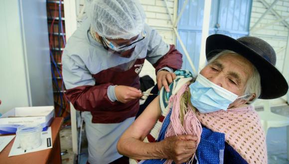 Bolivia suma 440 nuevos casos de covid y 72 % de paceños están vacunados