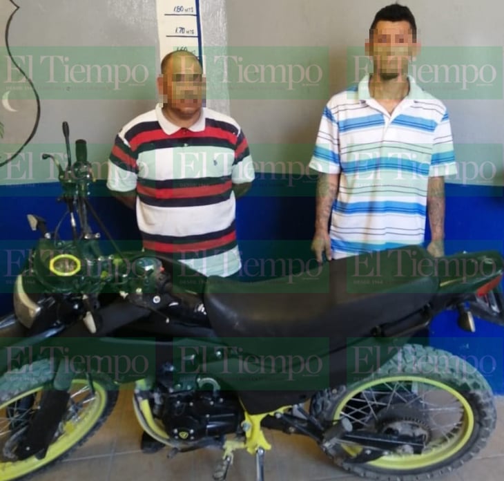 Caen dos sujetos por portación de arma prohibida y robo de motocicleta en Monclova 