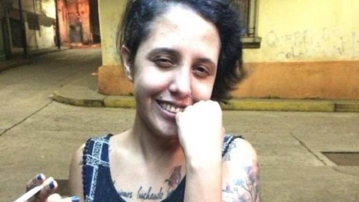Liberan a joven venezolana que ayudó a abortar a una niña violada, según ONG