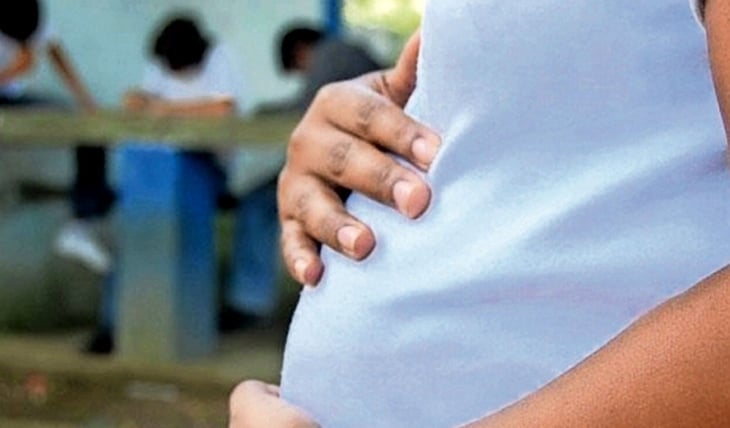 'Aumentan 30% embarazos en adolescentes mexicanas por pandemia'