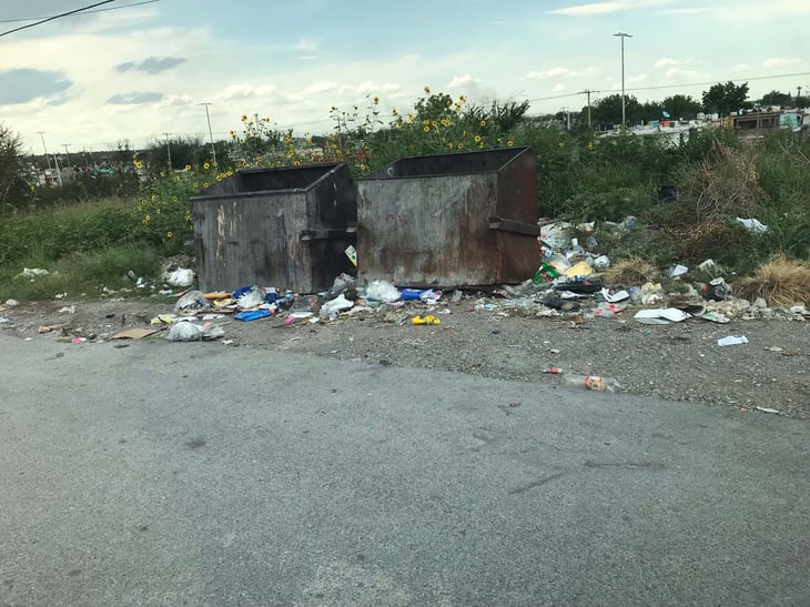 Lotes baldíos en Monclova se convierten en basureros clandestinos 