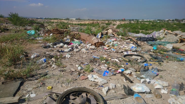 Autoridades van sobre responsables de la contaminación en el Río Monclova