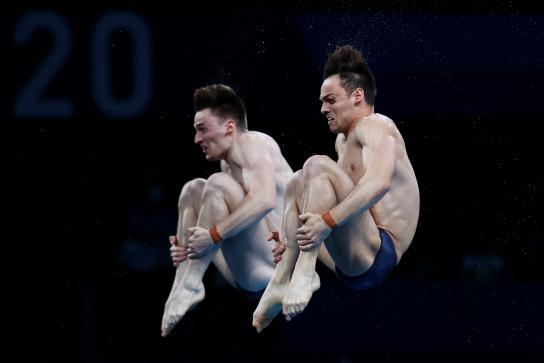 “Soy gay y campeón olímpico”, el mensaje del saltador británico Tom Daley