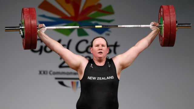 Laurel Hubbard, primera atleta transgénero en los Juegos Olímpicos, queda eliminada