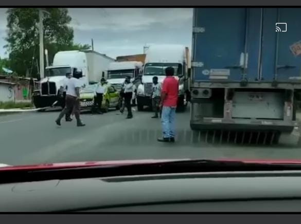 Tránsitos municipales arman zafarrancho en Monclova 