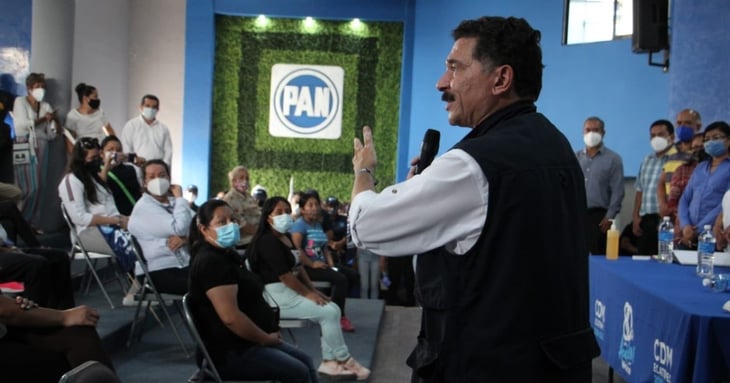 Los aspirantes a dirigir el PAN exigen a Marko Cortés renunciar 