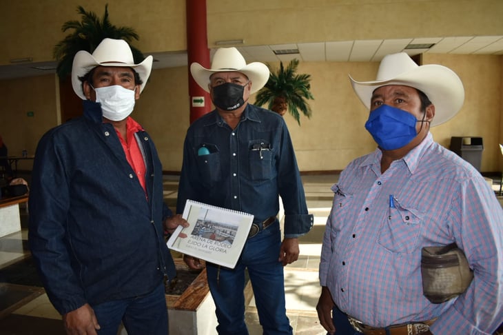 Ejido La Gloria de Castaños solicita permiso al Subcomité de Salud  para organizar Rodeo
