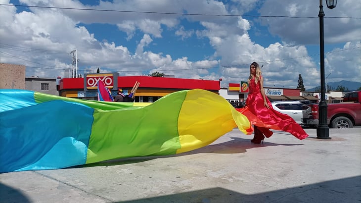 La comunidad LGTB está a punto de iniciar la marcha en Monclova