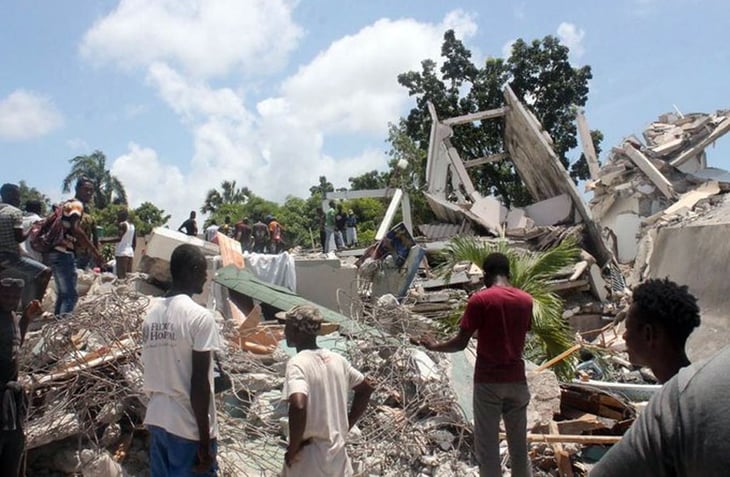 Aumenta a 724 el número de muertos en Haití a causa del terremoto