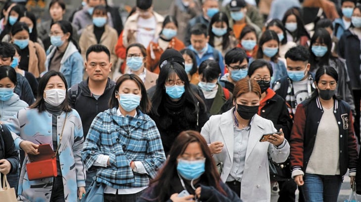 China diagnostica 42 nuevos positivos de COVID-19, de los que 6 son por contagio local