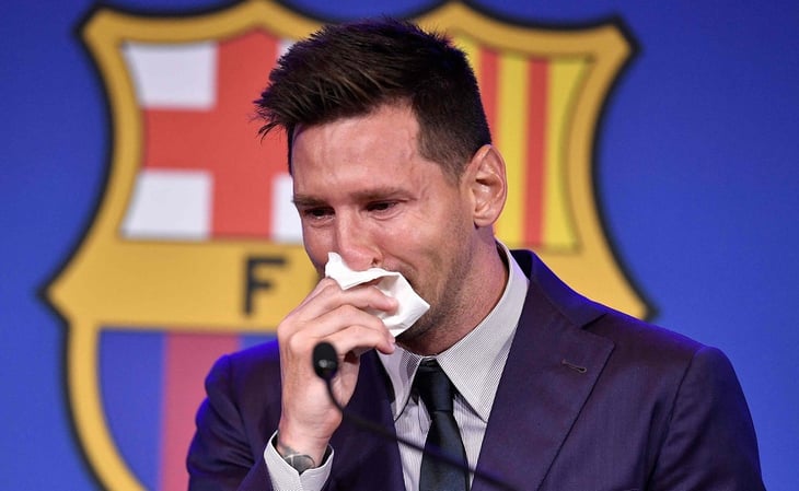 Subastan pañuelo que Messi utilizó en su despedida del Barcelona