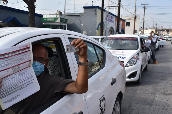 Taxistas exigen cese de plataformas digitales