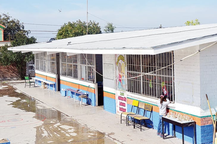 150 escuelas de Monclova y Frontera acumulan deudas con SIMAS